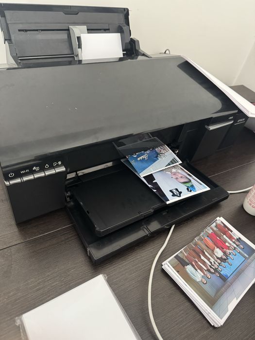 принтер L805 лазерный