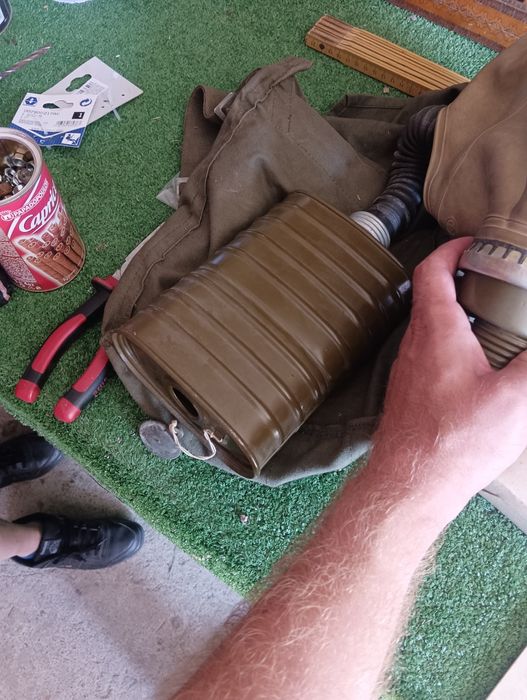 Противогаз с мешка