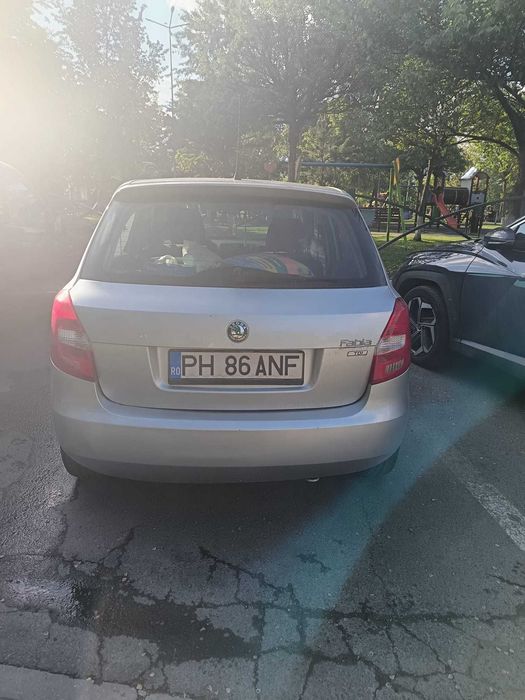 SKODA Fabia 2012 — imagine 5