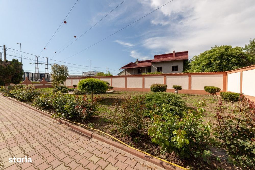Casa spatioasa cu 8 camere - Pitesti - 0% Comision