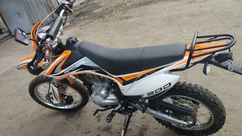 Продам мотоцикл Racer ENDURO 200