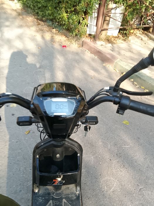 Скутер sk8 777 продаю