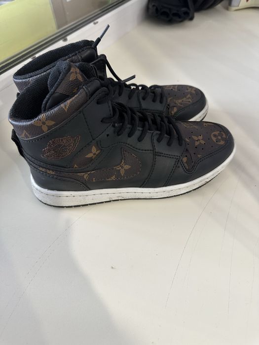 Продам недорого обувь