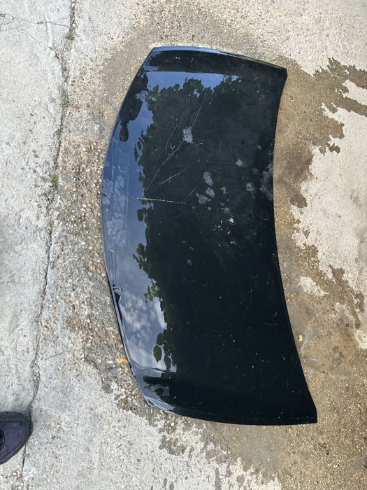 Capotă motor renault clio 3.