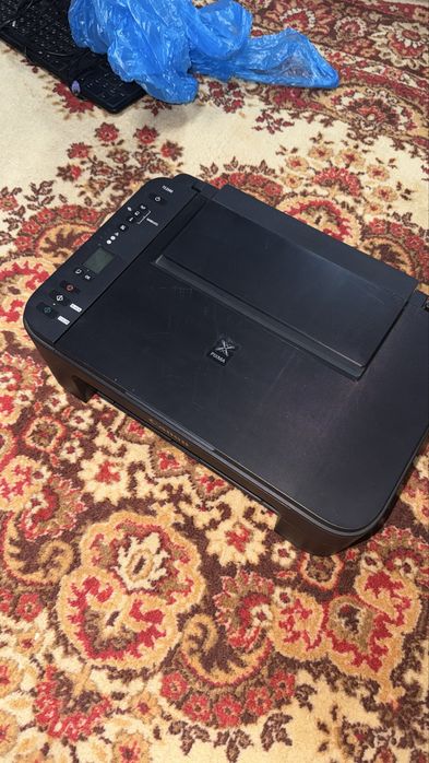 Принтер Canon цветной