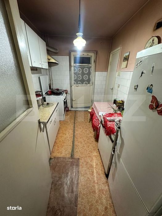 Apartament 2 camere decomandat, 44 mp, balcon 6 mp, etaj intermediar — fotografia 3