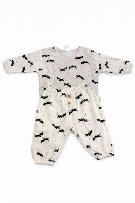 Îmbracăminte bebe(băiat),merge și ca unisex,într-o stare bună