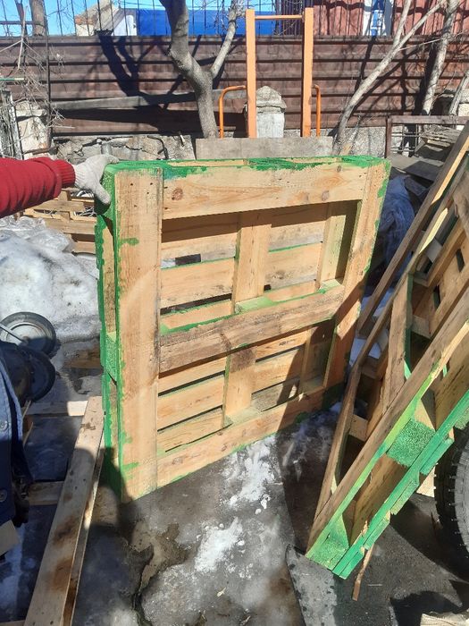 Продам большие поддоны