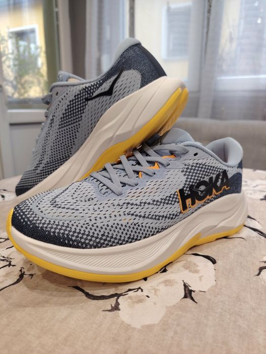 H O K A      Rinkon 4