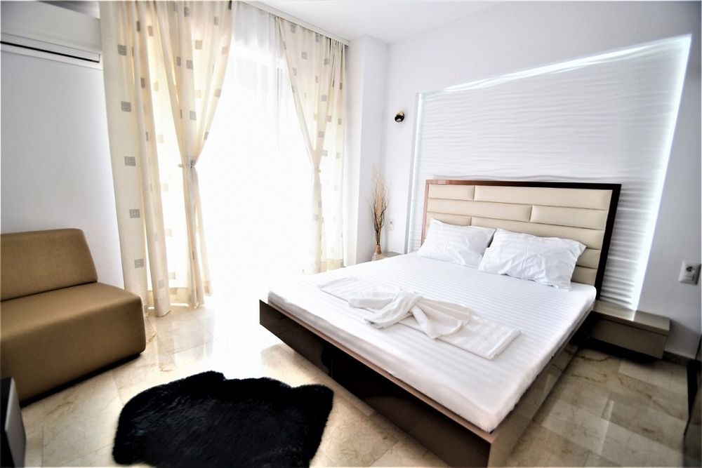 MAMAIA CENTRU (Vega- Barrels) Incalzire Pardoseala, Vila SOPHIA3, Permanent