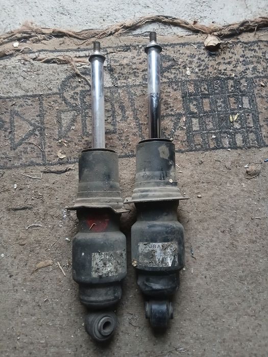 Амортизаторы на субару аутбэк 2005год