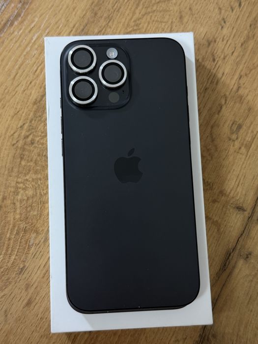 Продам Iphone 16 pro max 256 гб