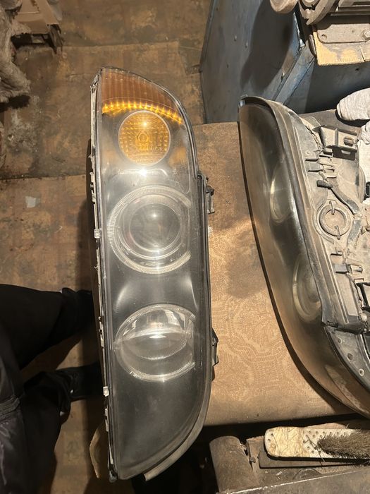 Продам оригинальные фары е39 рестайлинг