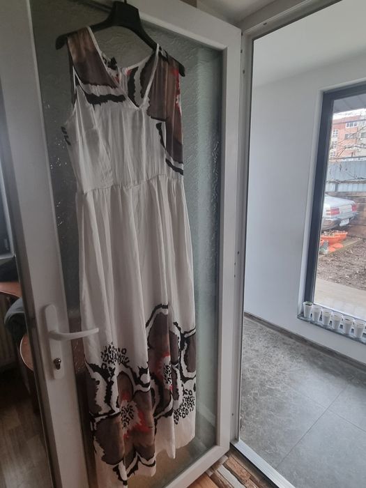 Rochițe  noi de vânzare