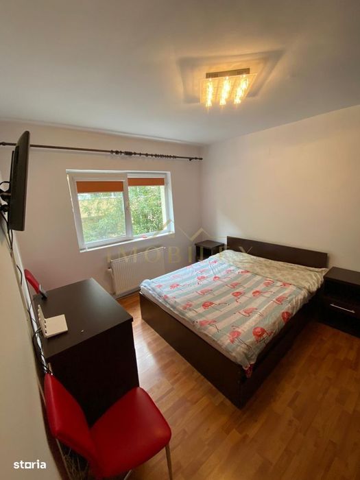 Apartament 2 camere, decomandat, zona Florilor