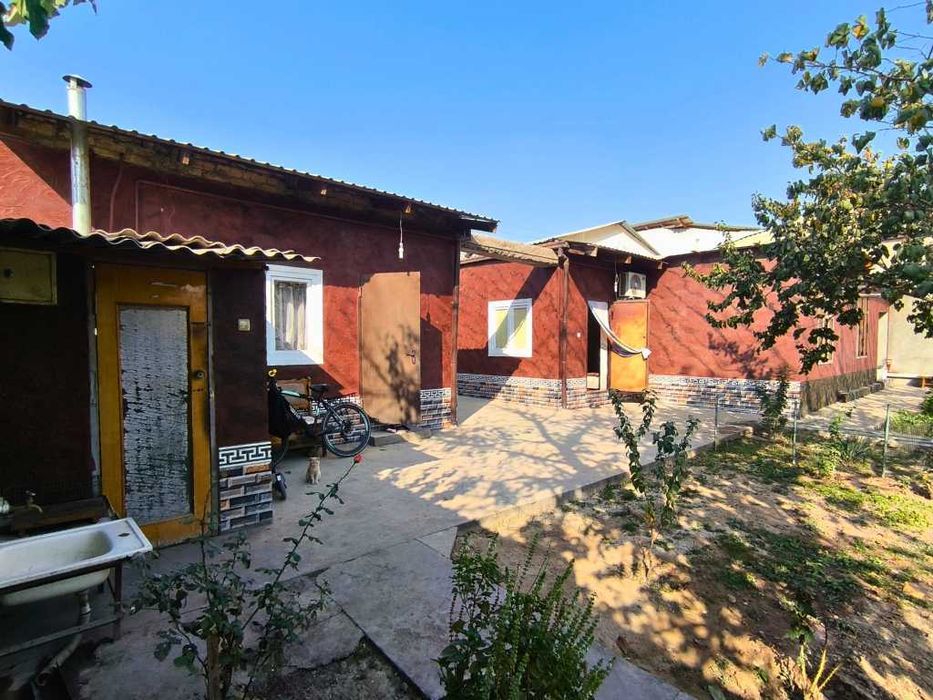 Bektemir tumanidagi 7,5 sotixli uy sotilmoqda