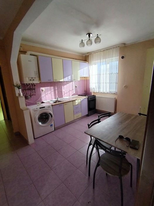 Apartament spatios disponibil