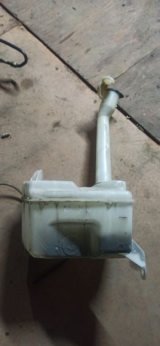 Бачок омывателя Lexus RX 300