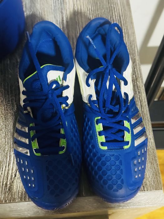 Adidas, new balans, culambia,