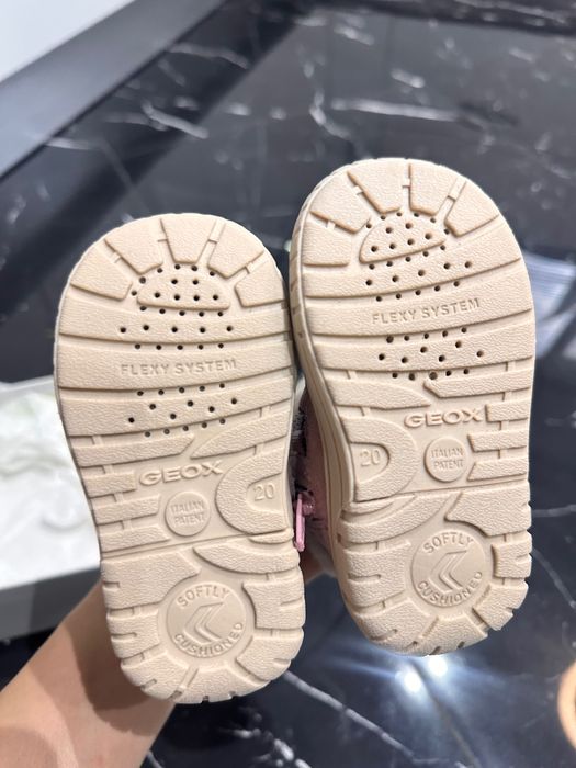 Бебешки ботушки geox