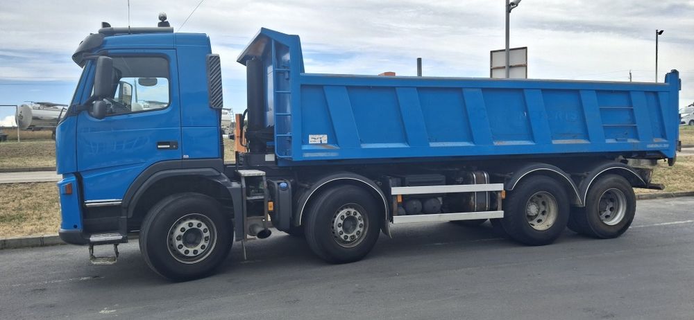 Volvo 8×4 din 2010