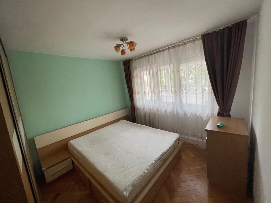 Vand Ap. 3 cam tip AN et.2 decomandat 2 bai, 2 balcoane b-dul Dacia