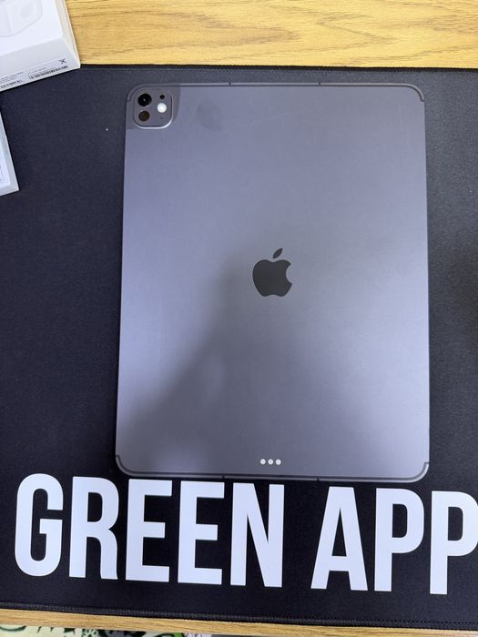 Ipad M5 pro 13 dyumli E sim