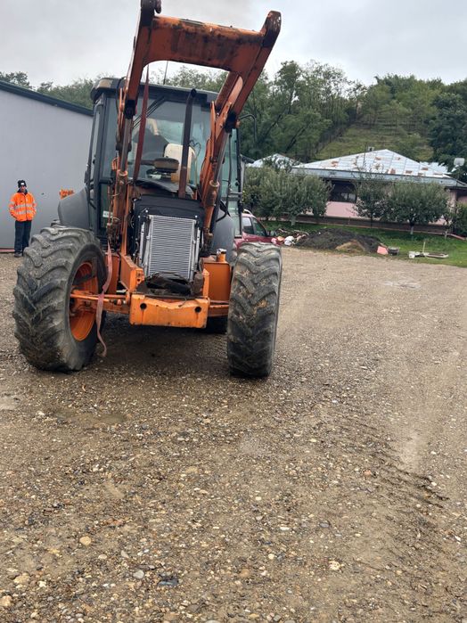 Buldo escavator case 695