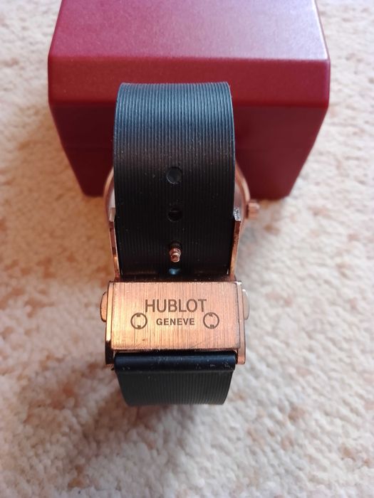 Наручные часы HUBLOT