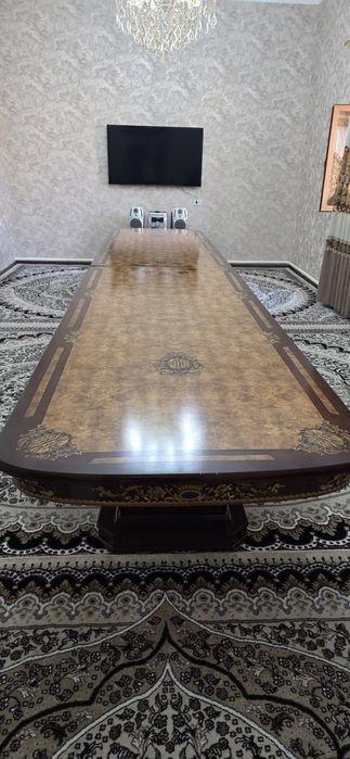 Стол 6х1,20 яхши холати