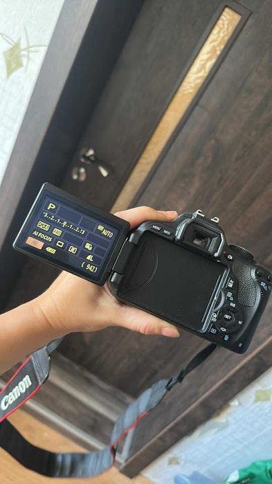 Фотоапарат Canon