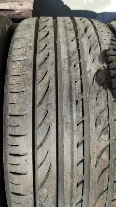 225/40/18 Pirelli 4броя