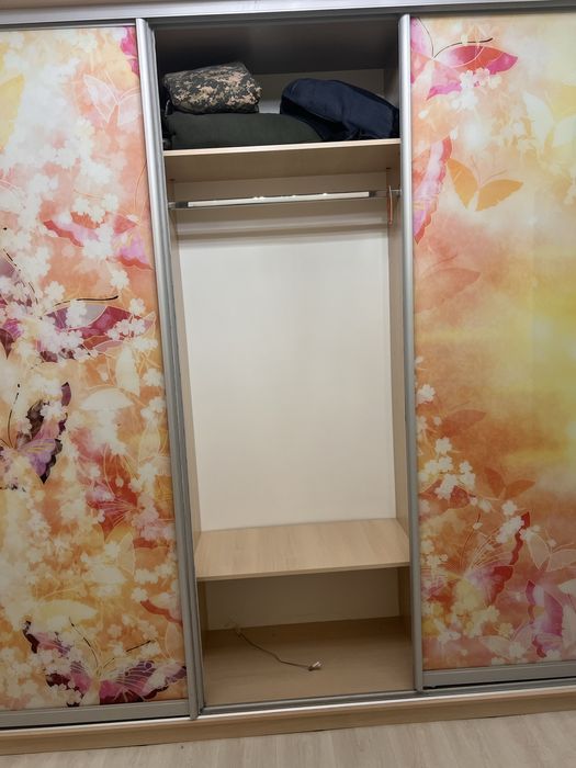 Продам шкаф-купе