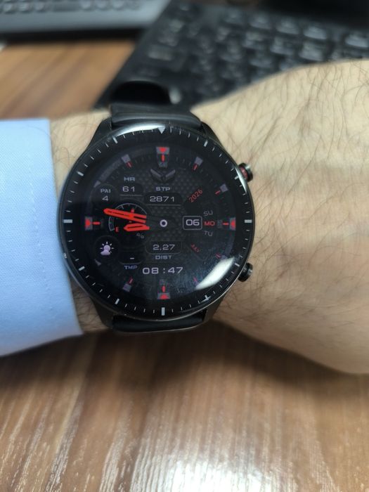 Продаются смарт-часы Amazfit GTR 2