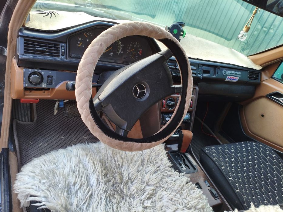 Мерс 124 универсал