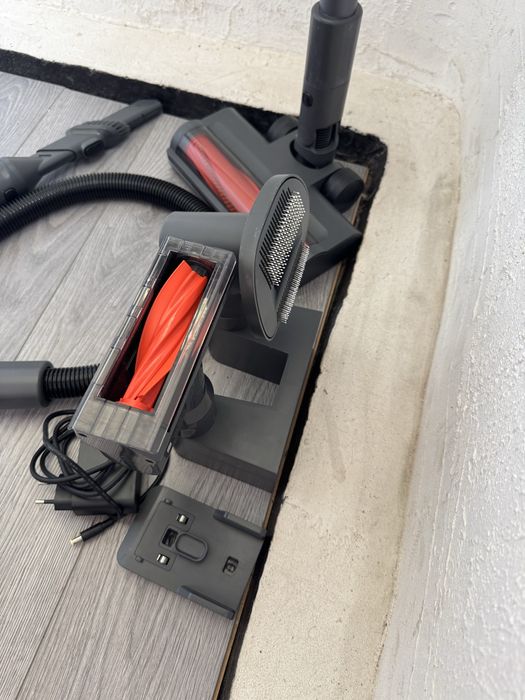Безкабелна Вертикална Прахосмукачка Xiaomi G20 Max 180AW 450W Силна за Косми!