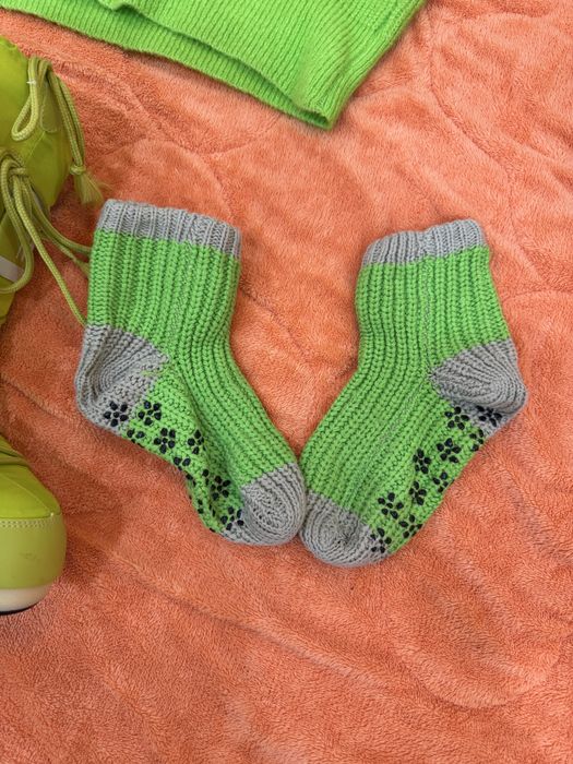 Moon boot 35/38 + pulover oversize + sosete