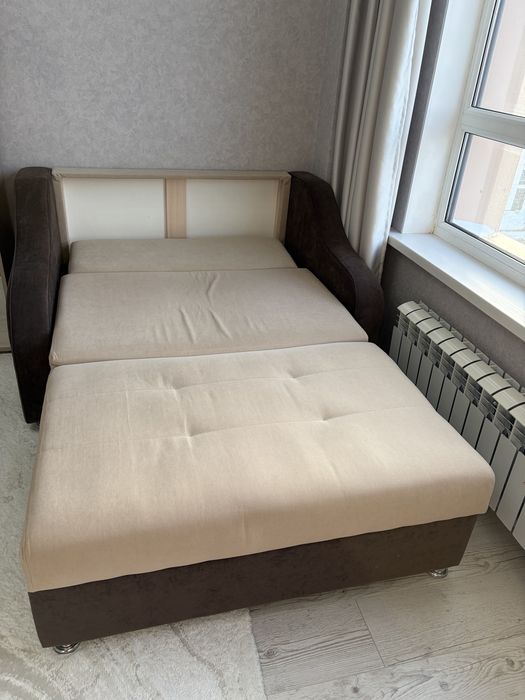 Продам диван 220см