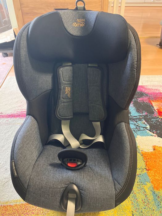 Детски стол за кола 9-22кг Britax Römer Trifix2 i-size 12м-4г. НАМАЛЕН