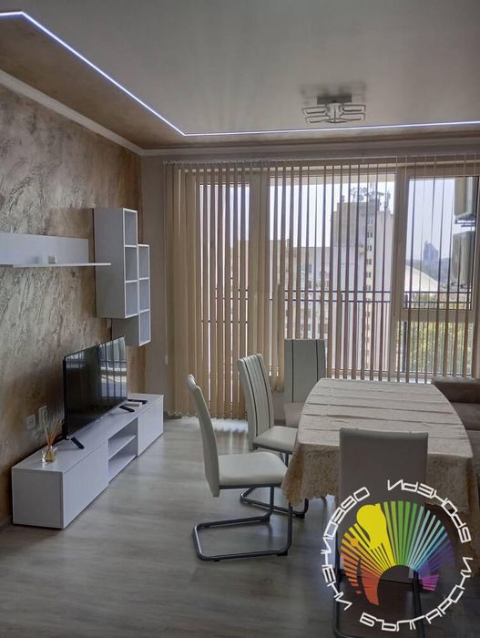 Дава се под наем Тристаен апартамент в Бургас, Изгрев - 85 кв.м за 816 € - Снимка #3