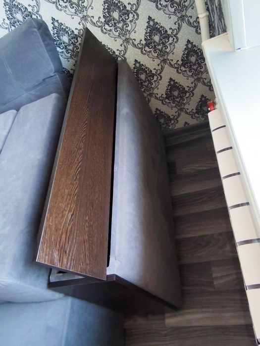 Продам диван "Ника"