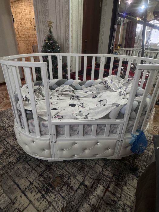 Продам детскую кроватку