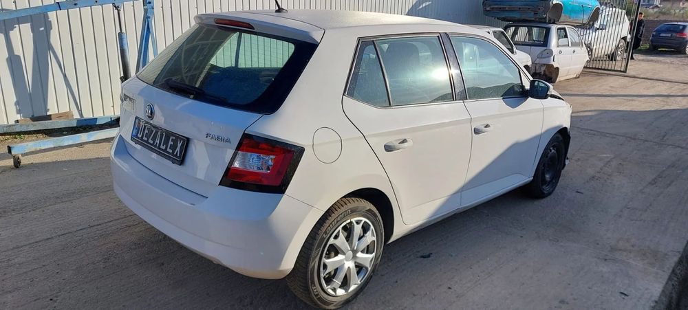 Dezmembrari Skoda Fabia 3 2016 Hatchback 1.2 TSI Benzina CJZ