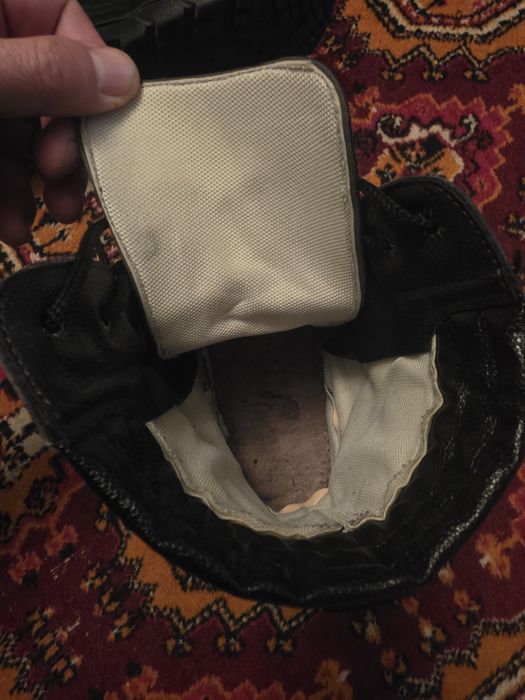 Унверсал спец обувь прадаётся