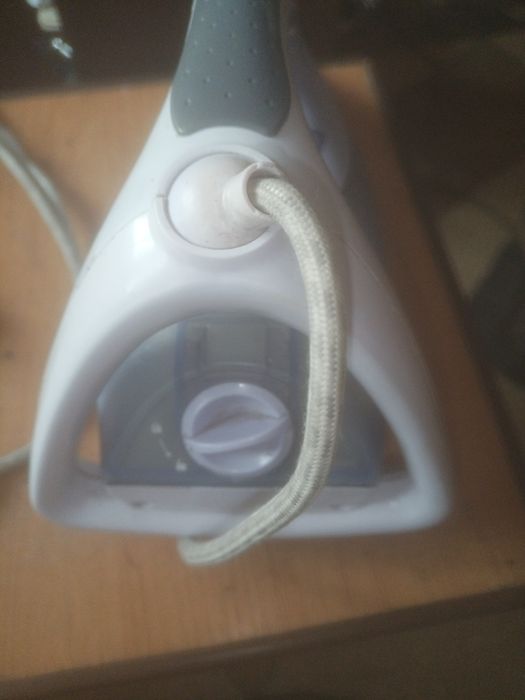 Продается утюг.Ткфаль.