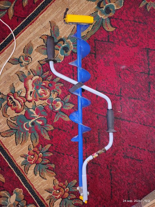 Ледобур новый на 130