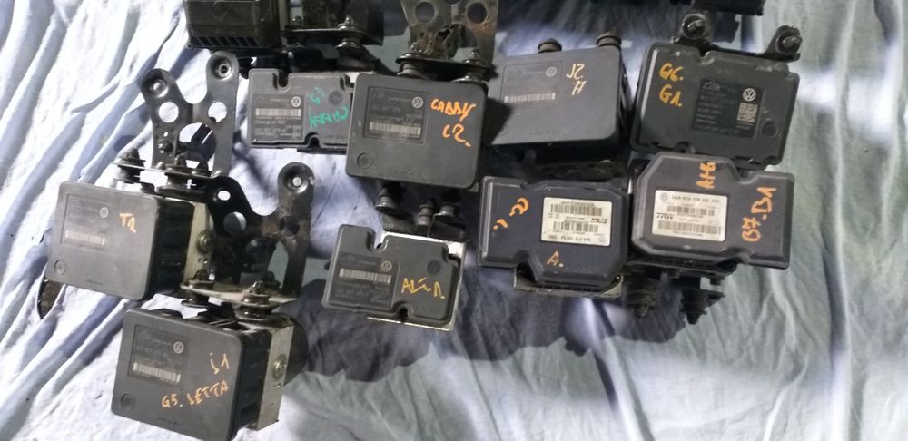 Pompa ,modul abs ,vw passat b6,b7,cc,golf 5,jetta caddy,octavia 2