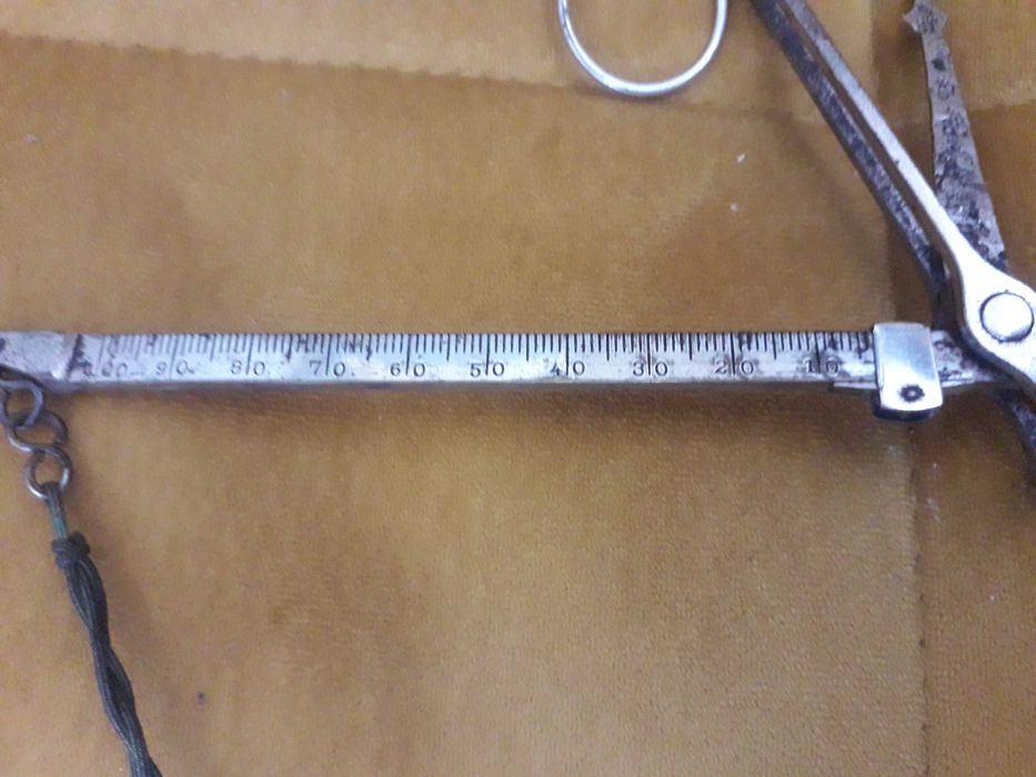 стара аптекарска везна