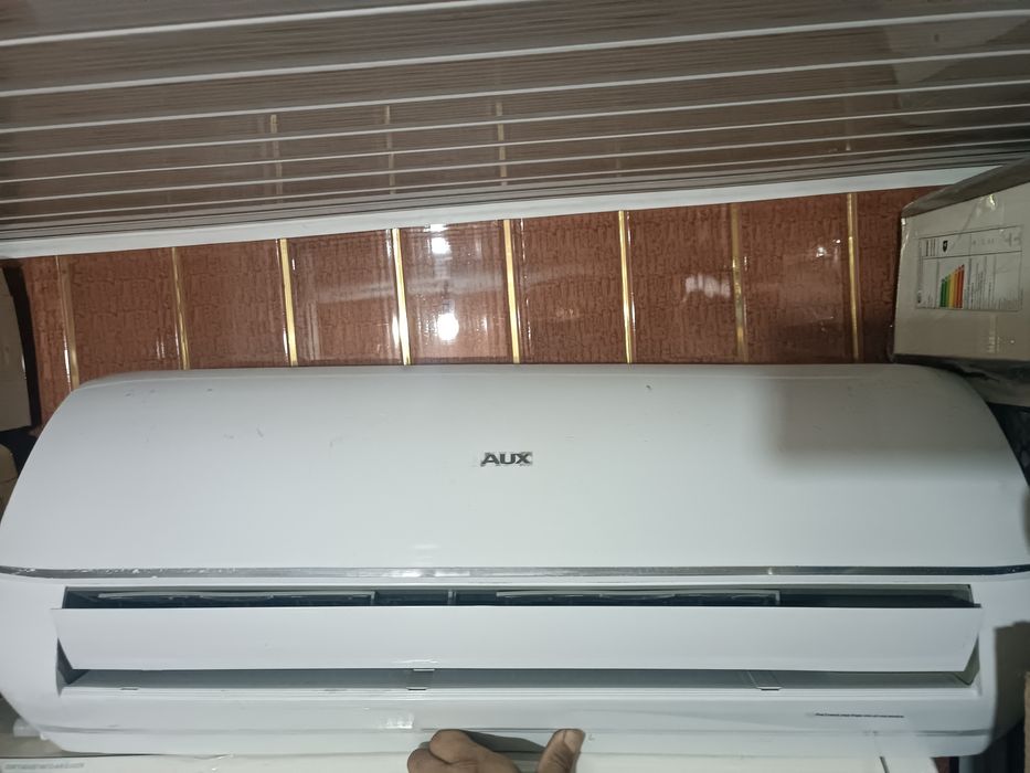Aux 12 Inverter  Kondisioner
