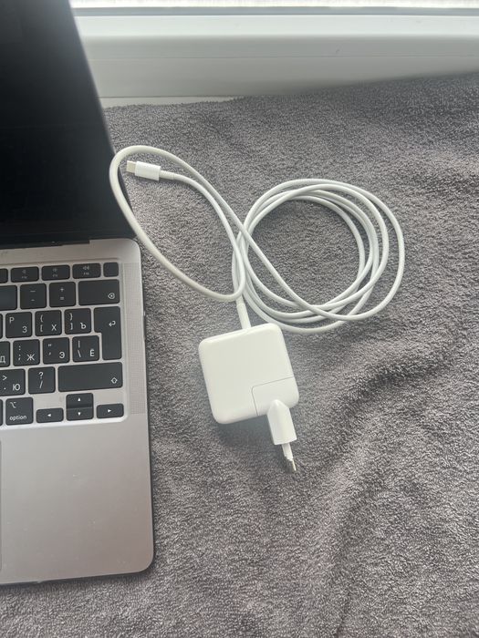 MacBook Air 2020 год